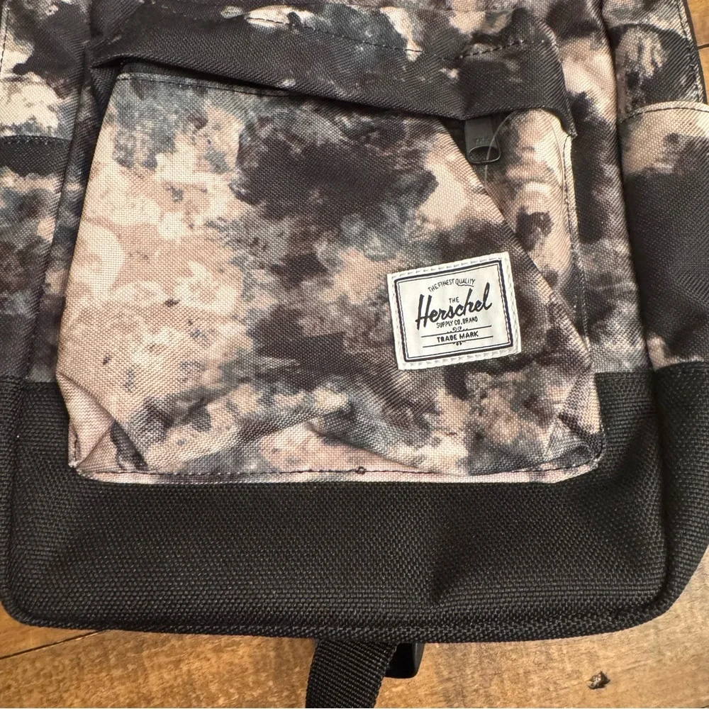 HERSCHEL Heritage Camp Shoulder Bag‎